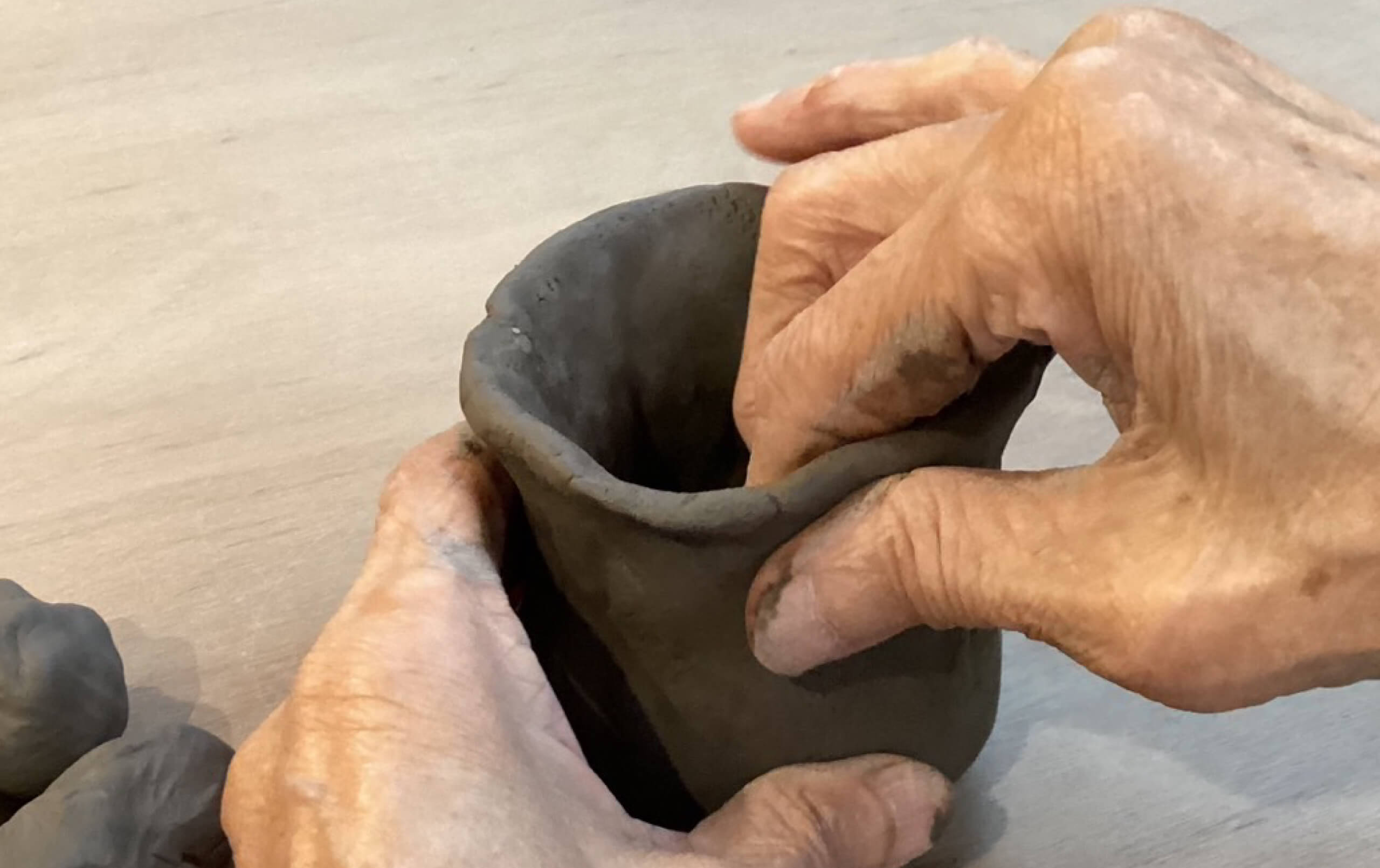 要介護の認定を受けた高齢者向け介護保険サービス【カルチャークラブ型】